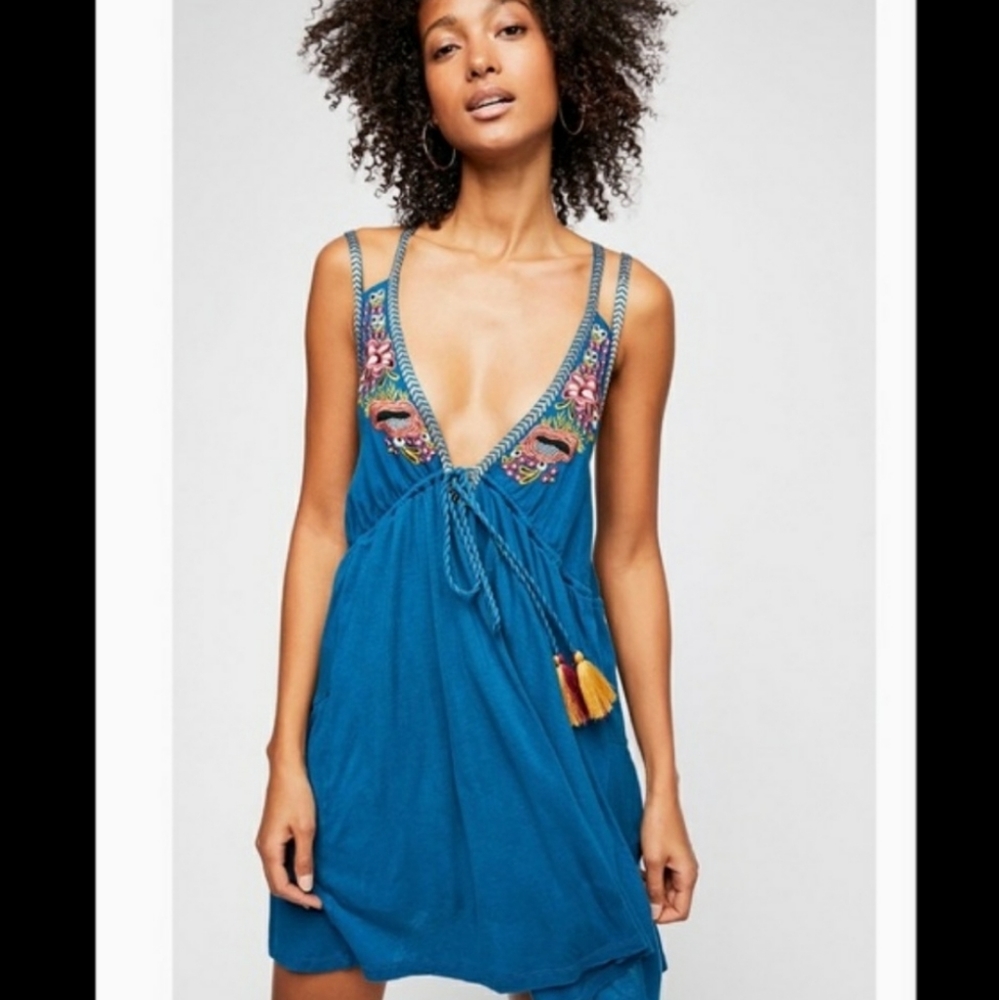 🆕 Free People Lovers Cove Embroidered Dress